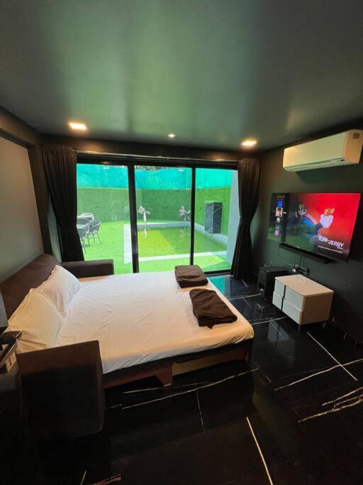 Stayhaven Starmount 4Bhk & Pool Mumbai  Buitenkant foto