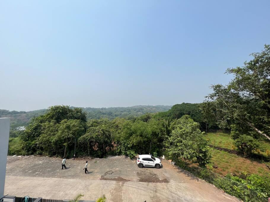 Stayhaven Starmount 4Bhk & Pool Mumbai  Buitenkant foto